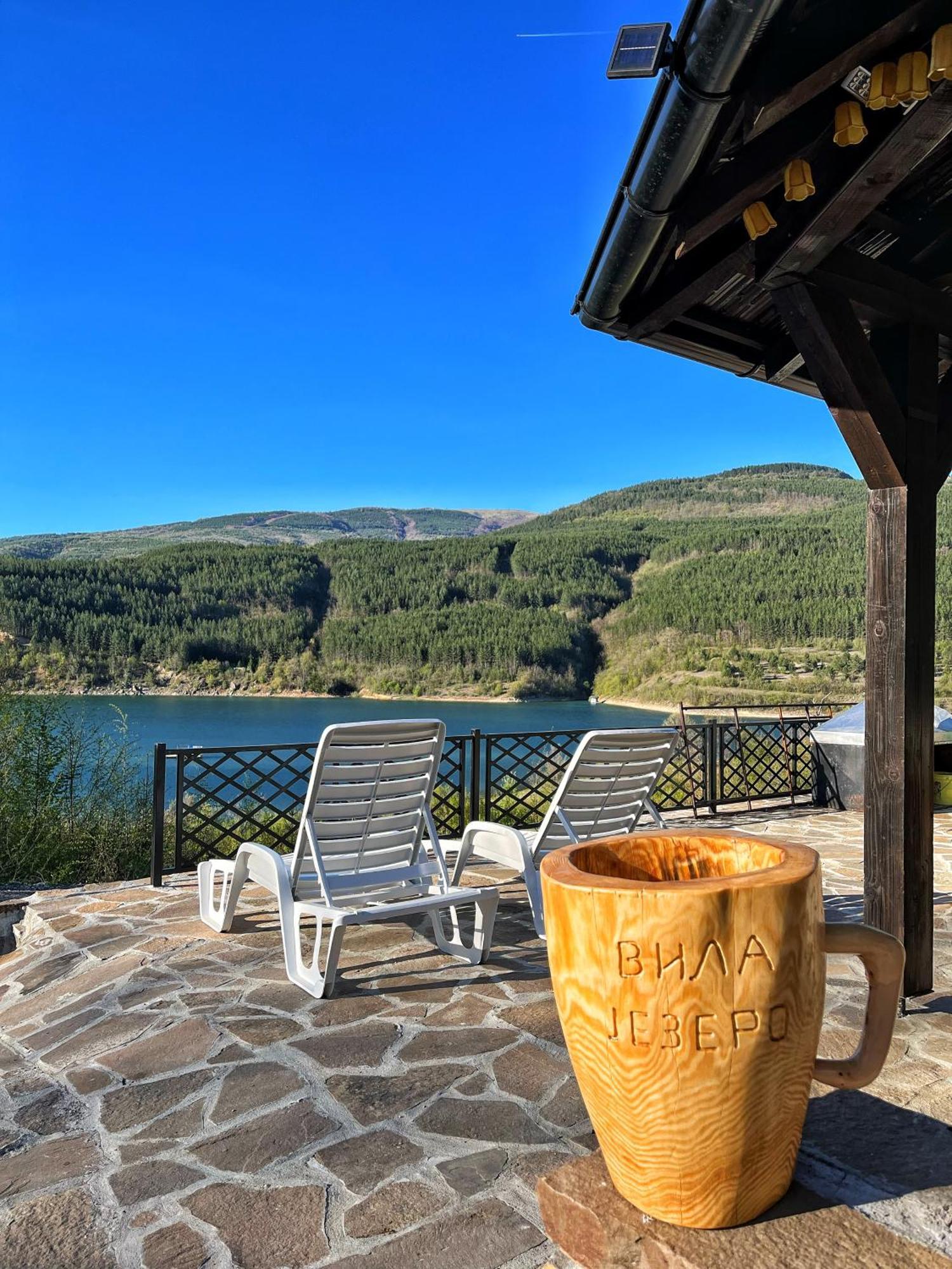 Zavojsko Jezero - Vila Jezero Pirot Bagian luar foto